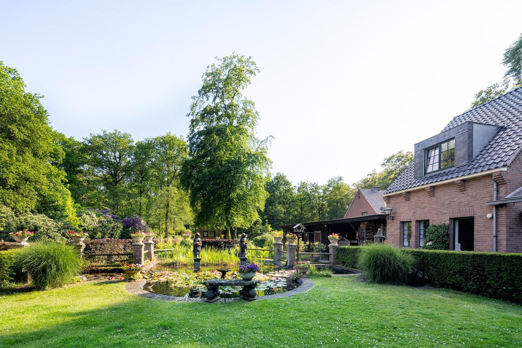 Londons Cottage Хилверсум Экстерьер фото